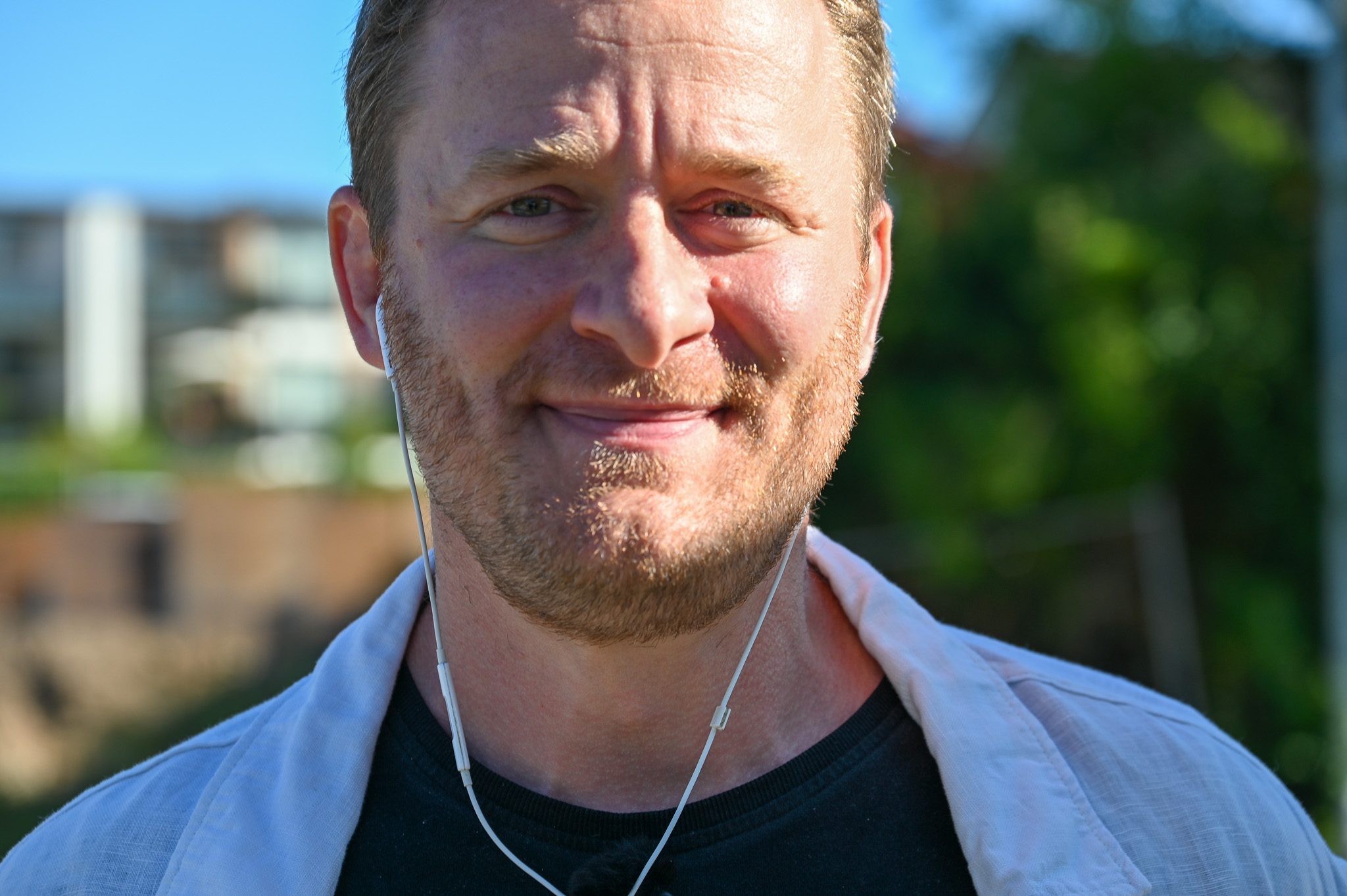 Blå bog – Miki Dam Larsen