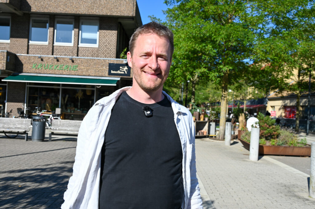 Miki Dam Larsen